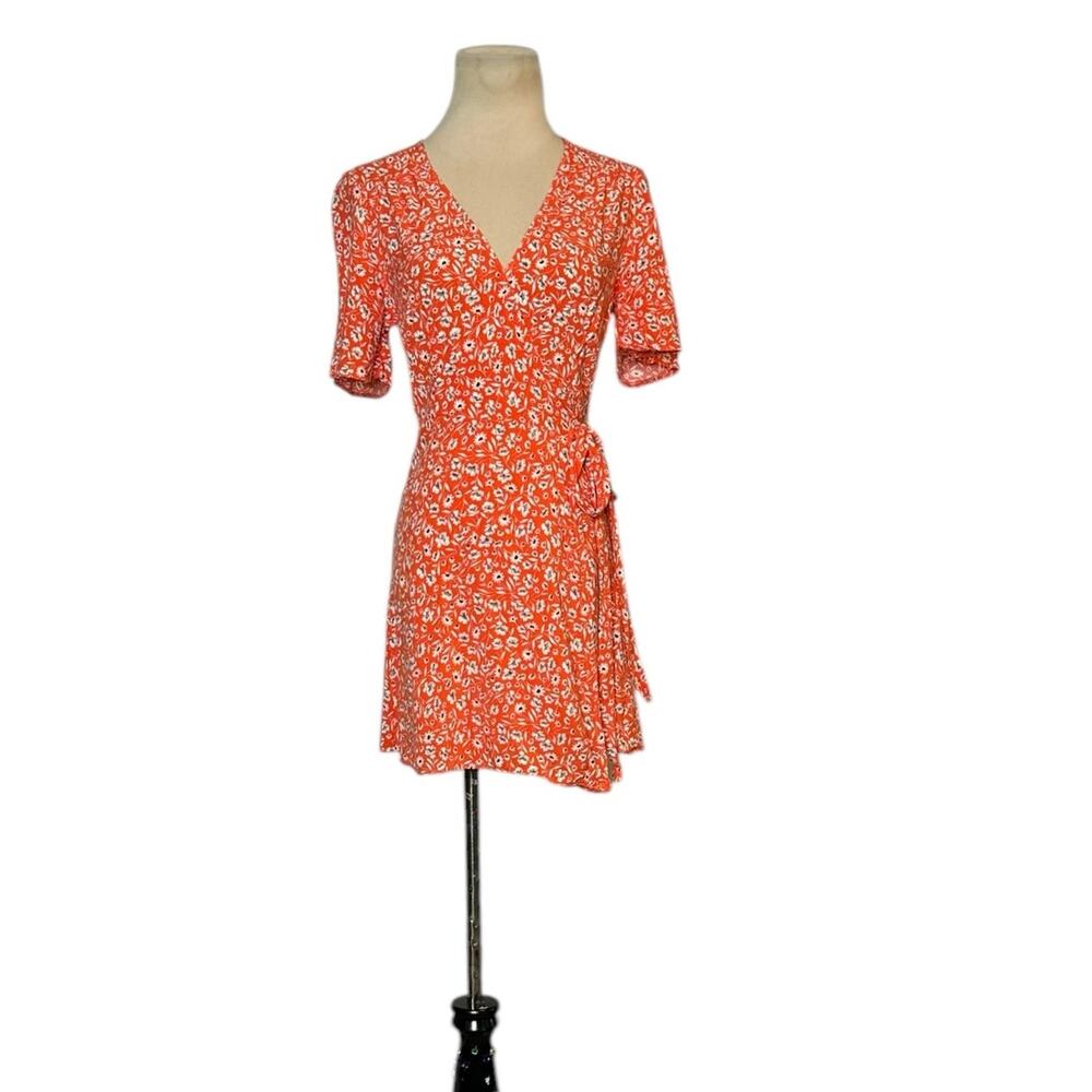 Red Floral Wrap Dress - Women's V-Neck Tie Waist 0P
